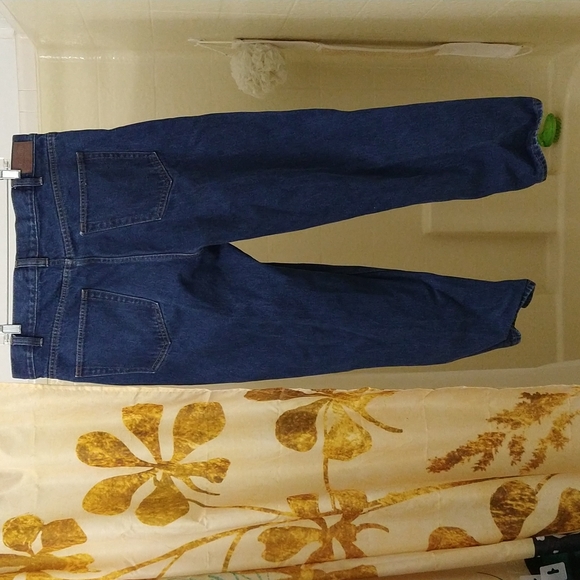Men's Jeans, Kirkland, 38 X 30, NWOT - Picture 2 of 5